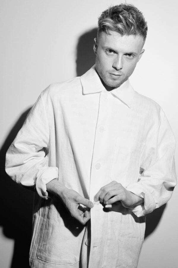 Modern Barber Magazine x American Crew 02 - Teresa Weller